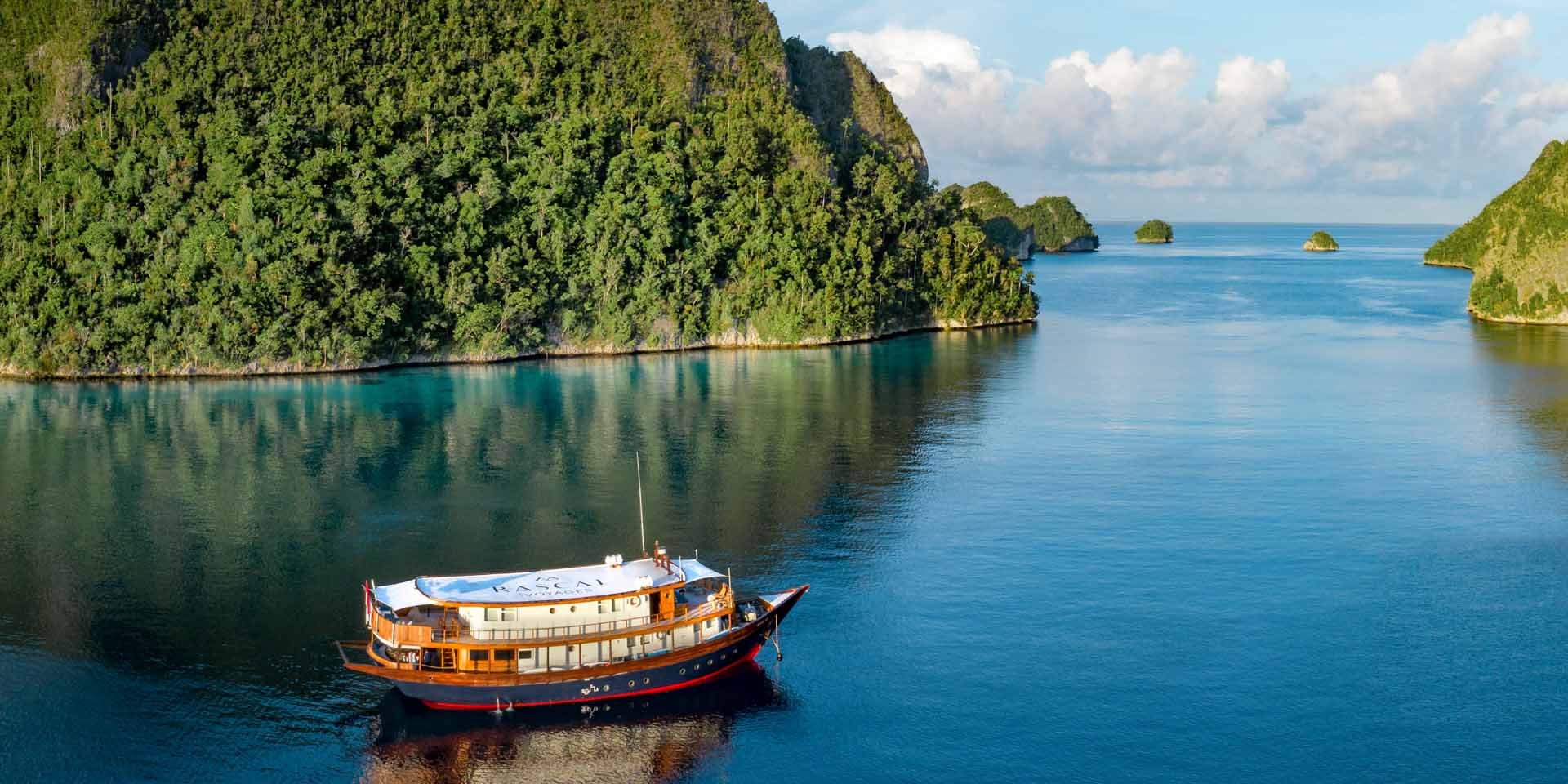 Luxury superyacht Rascal sailing in Raja Ampat